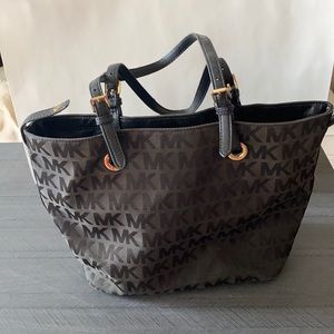 Michael Kors Tote
